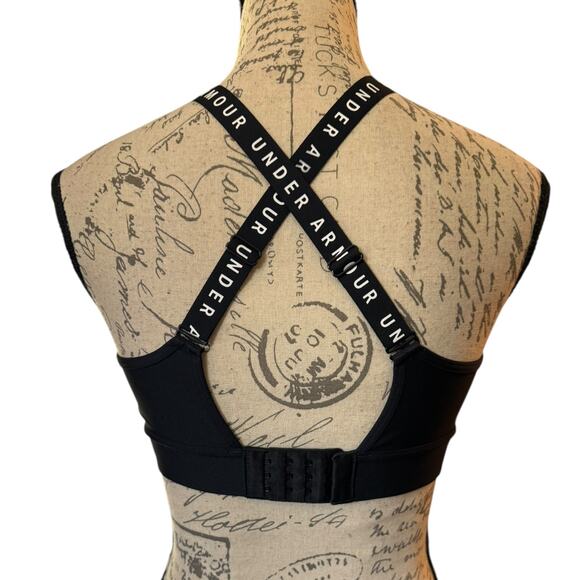 Under Armour UA Infinity 2.0 High Textured Sports Bra Size Medium - Picture 2 of 2